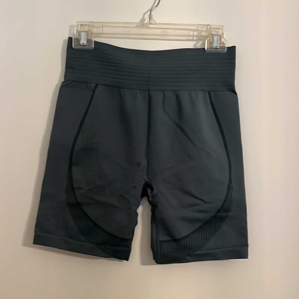 Workout Matching Set - Picture 5 of 7